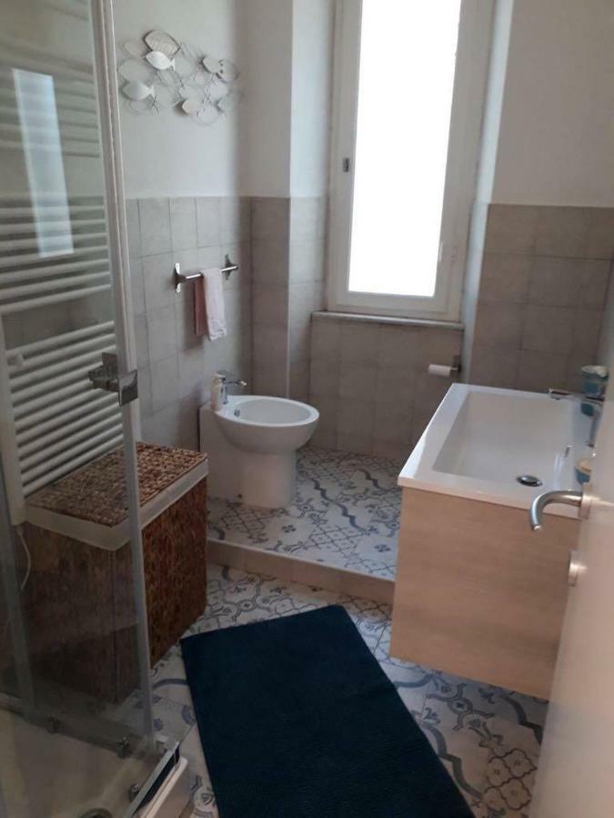 Casa Al Mare Livorno Lägenhet Quercianella Exteriör bild